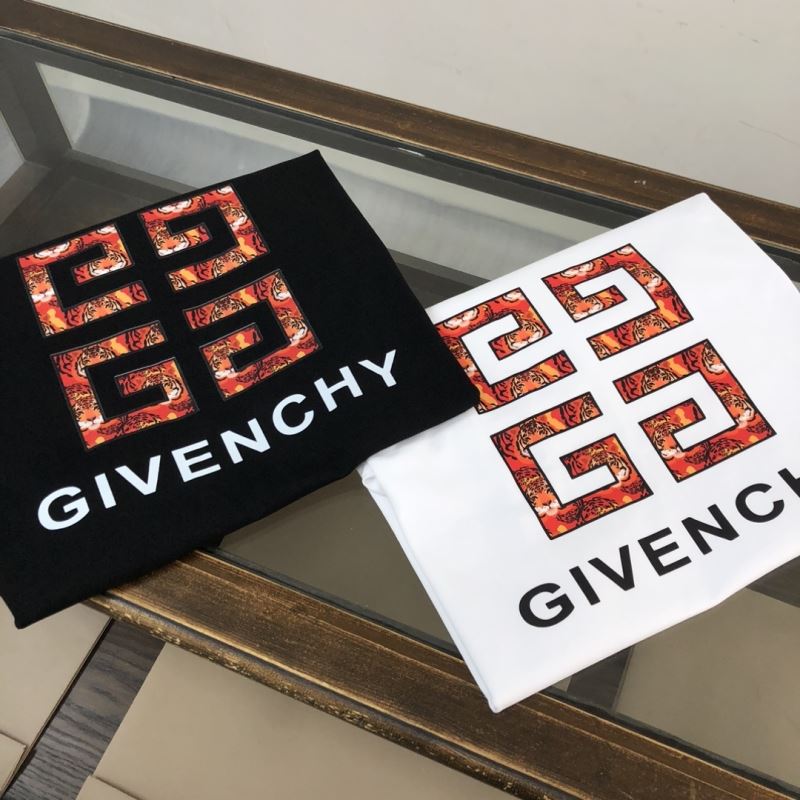 Givenchy T-Shirts